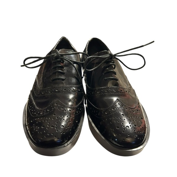 Vaneli Women’s Black Leather Lace-Up Wingtip Oxfords – Size 8 - Picture 3 of 7